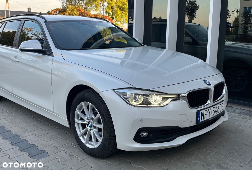 BMW Seria 3 318d Business Edition - 12