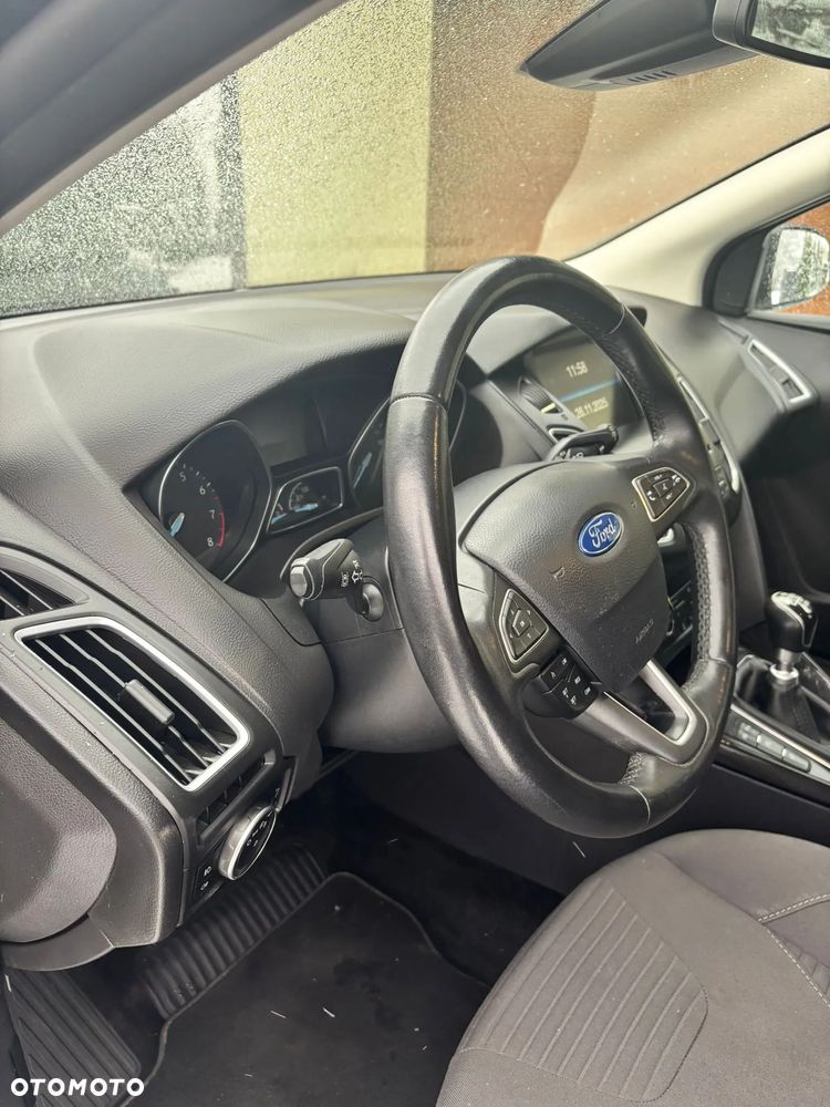 Ford Focus 1.0 EcoBoost Titanium ASS - 11