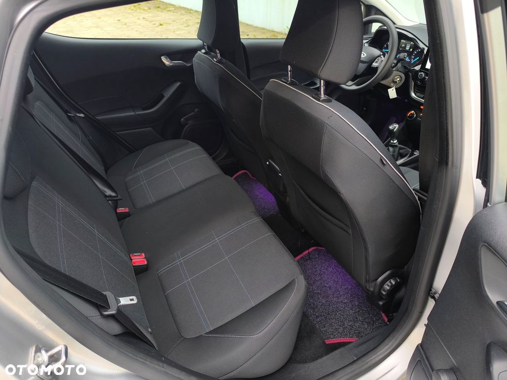 Ford Fiesta - 16