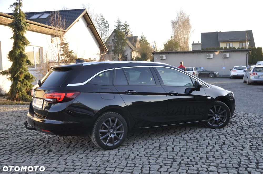 Opel Astra 1.6 BiTrb D (CDTI) Start/Stop Innovation - 23