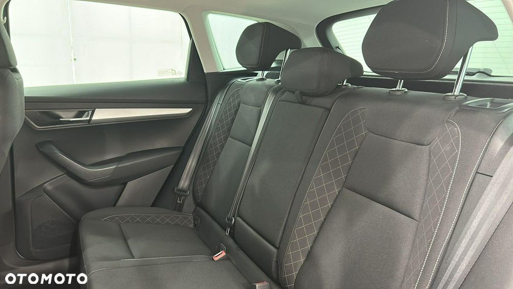 Skoda Karoq 1.5 TSI ACT 4x2 Ambition - 12