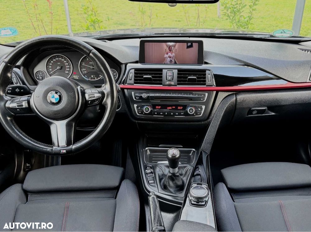 BMW Seria 3 320d xDrive - 6