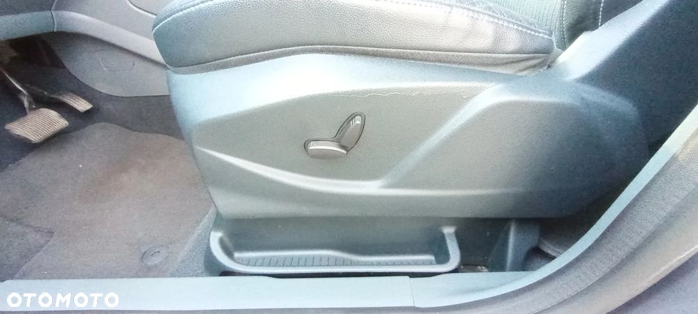 Ford C-MAX 2.0 TDCi Trend MPS6 - 20