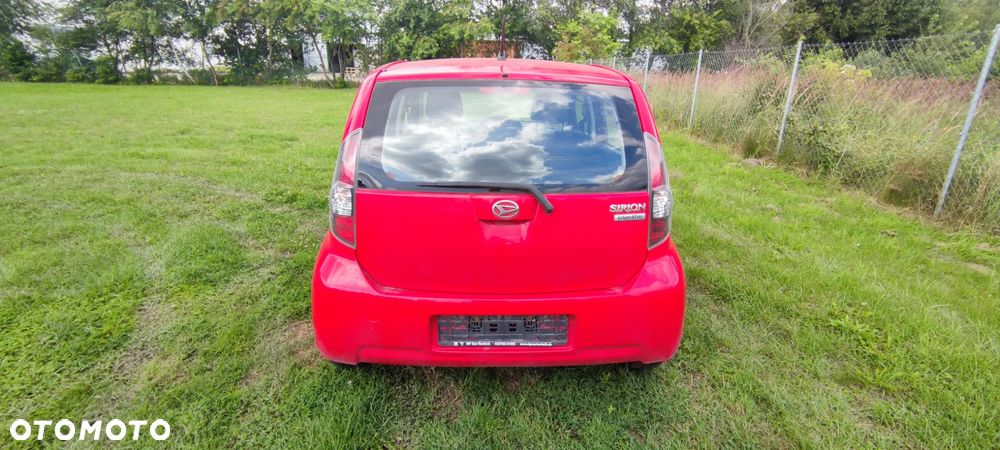 Daihatsu Sirion 1.3 - 5