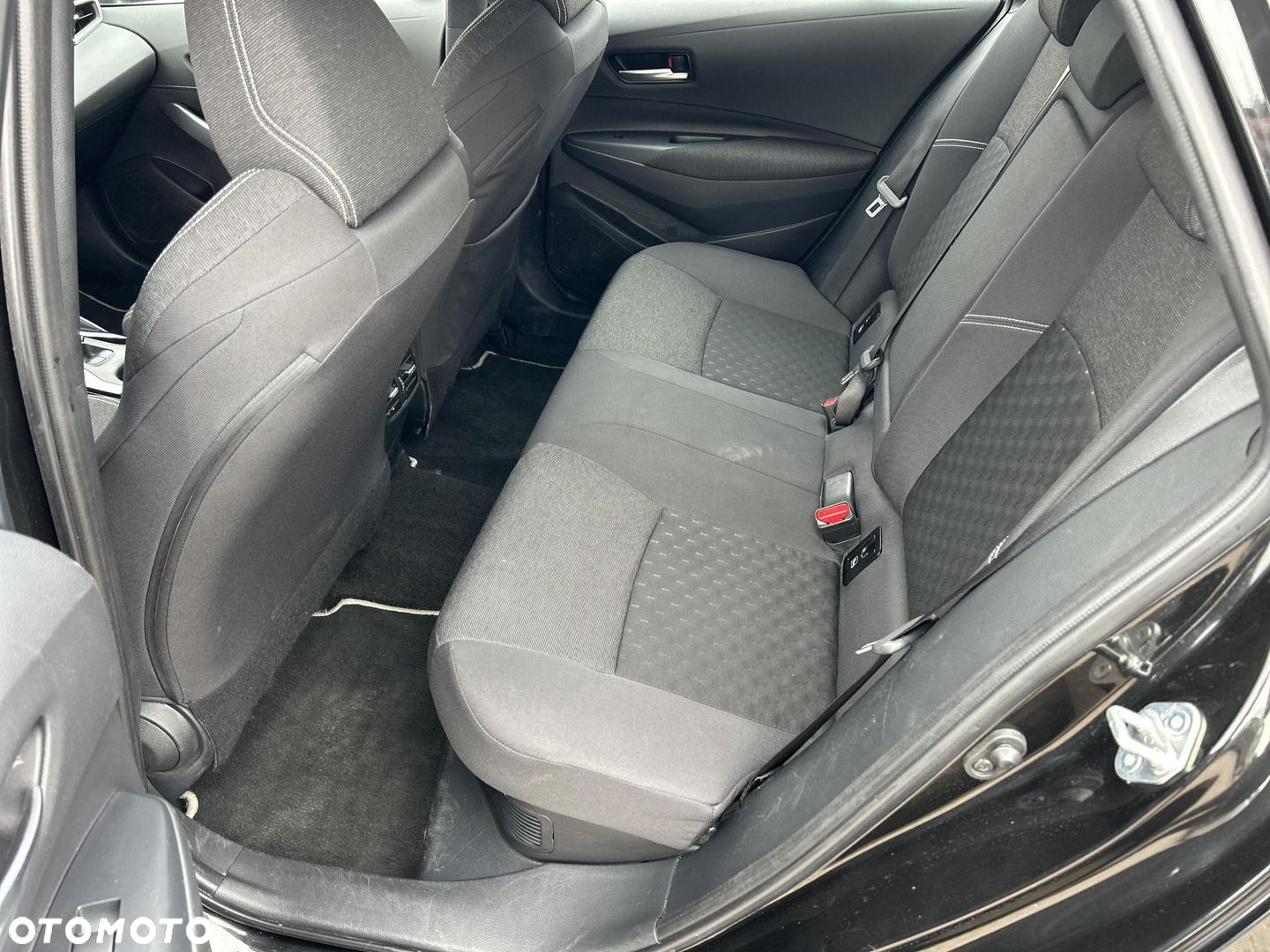 Toyota Corolla - 11