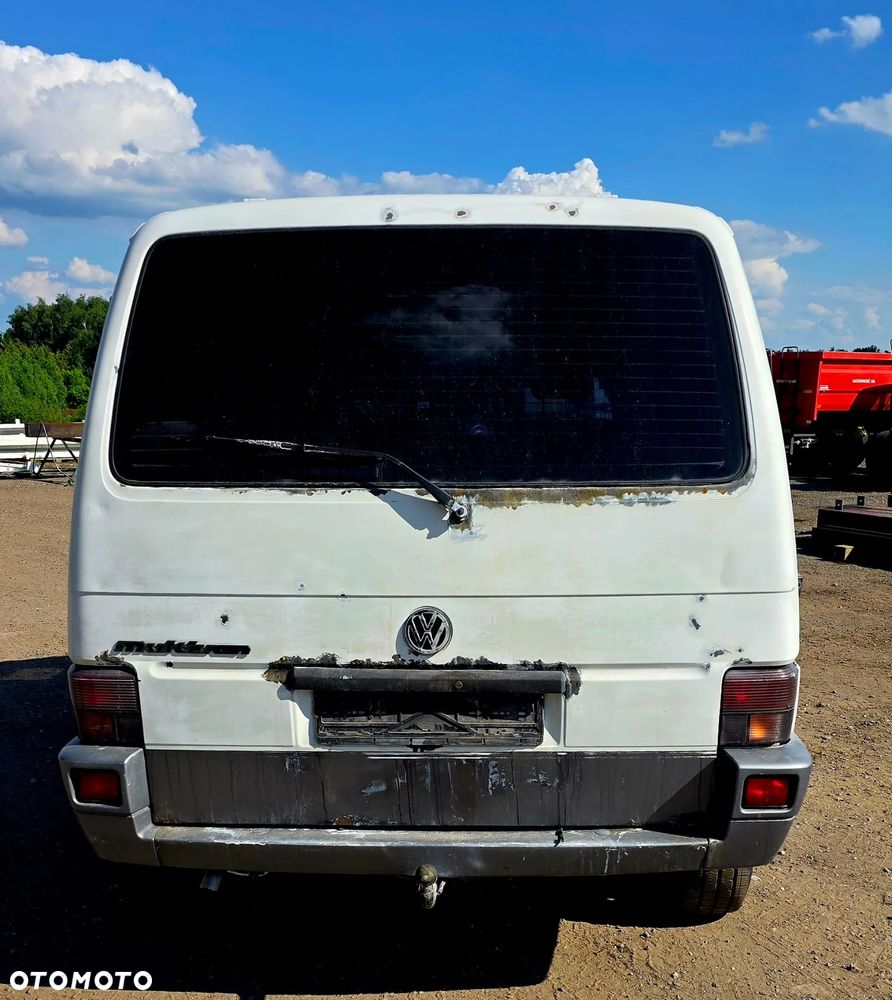 Volkswagen Multivan Standard - 4