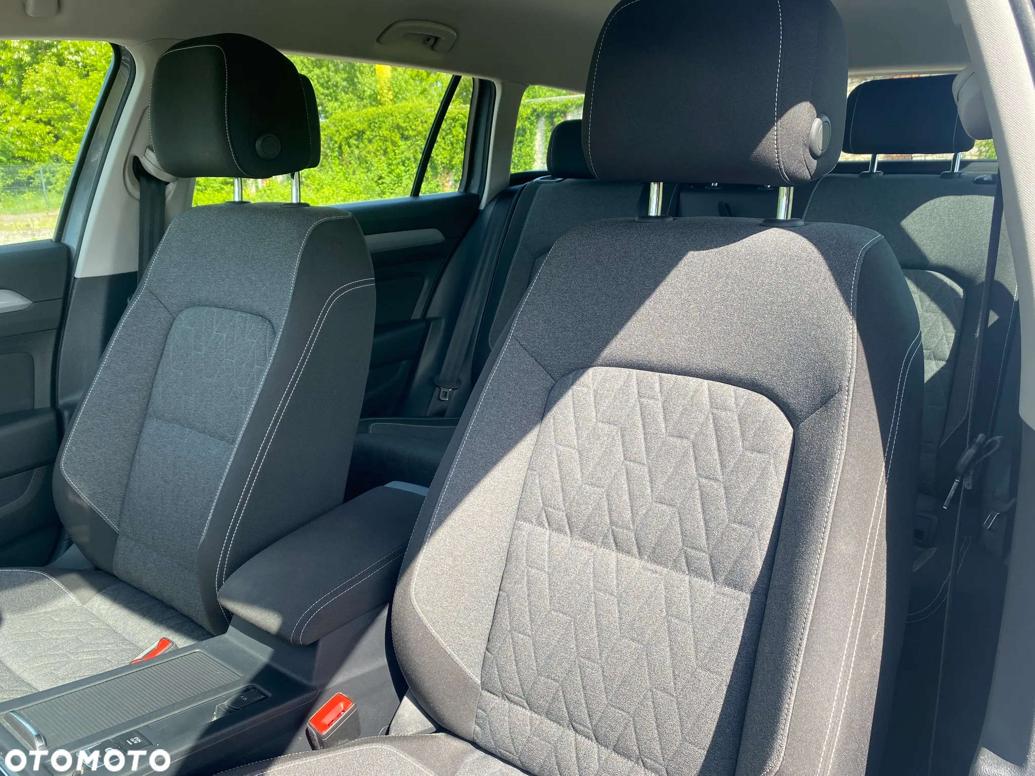 Volkswagen Passat 1.5 TSI EVO Business - 7