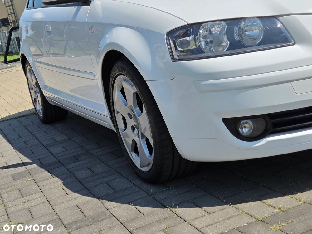 Audi A3 Sportback 1.9 TDI DPF Ambiente - 14