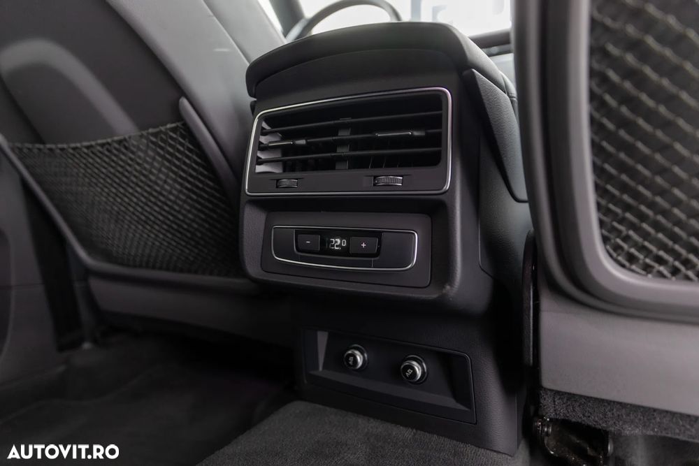 Audi Q8 55 TFSIe quattro tiptronic - 28