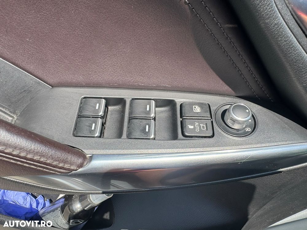 Mazda 6 - 16