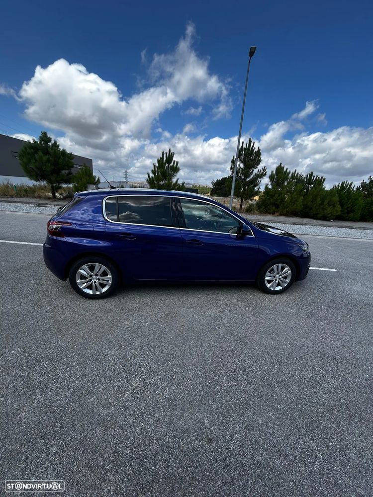 Peugeot 308 130 e-THP Stop & Start Allure - 2