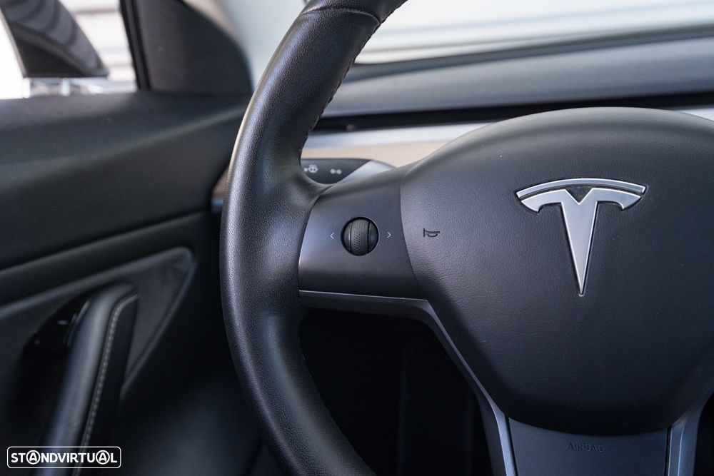 Tesla Model 3 Long Range Tração Integral - 27