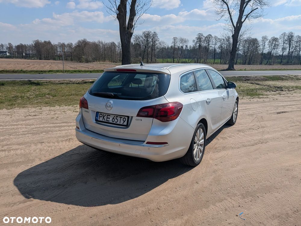 Opel Astra 1.7 CDTI DPF ecoFLEX TourerStart/Stop 105g Selection - 4