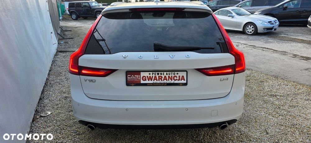 Volvo V90 - 10