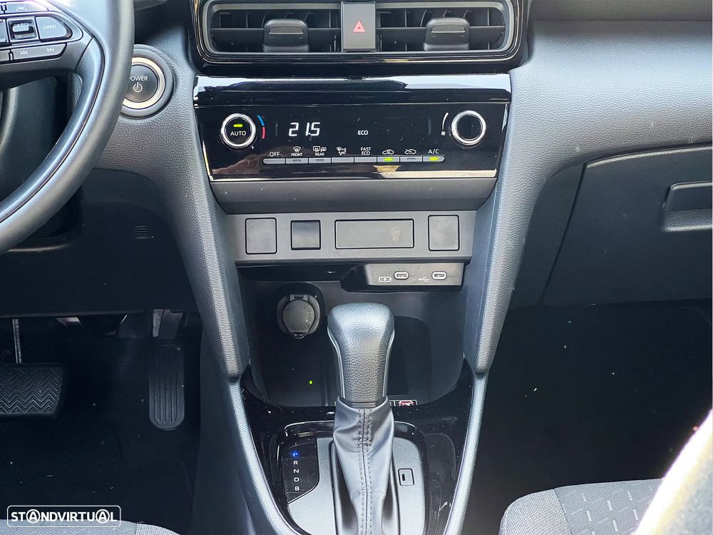 Toyota Yaris Cross 1.5 HDF Square Collection - 19