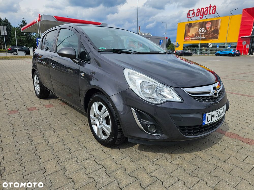 Opel Corsa 1.2 16V Essentia - 1