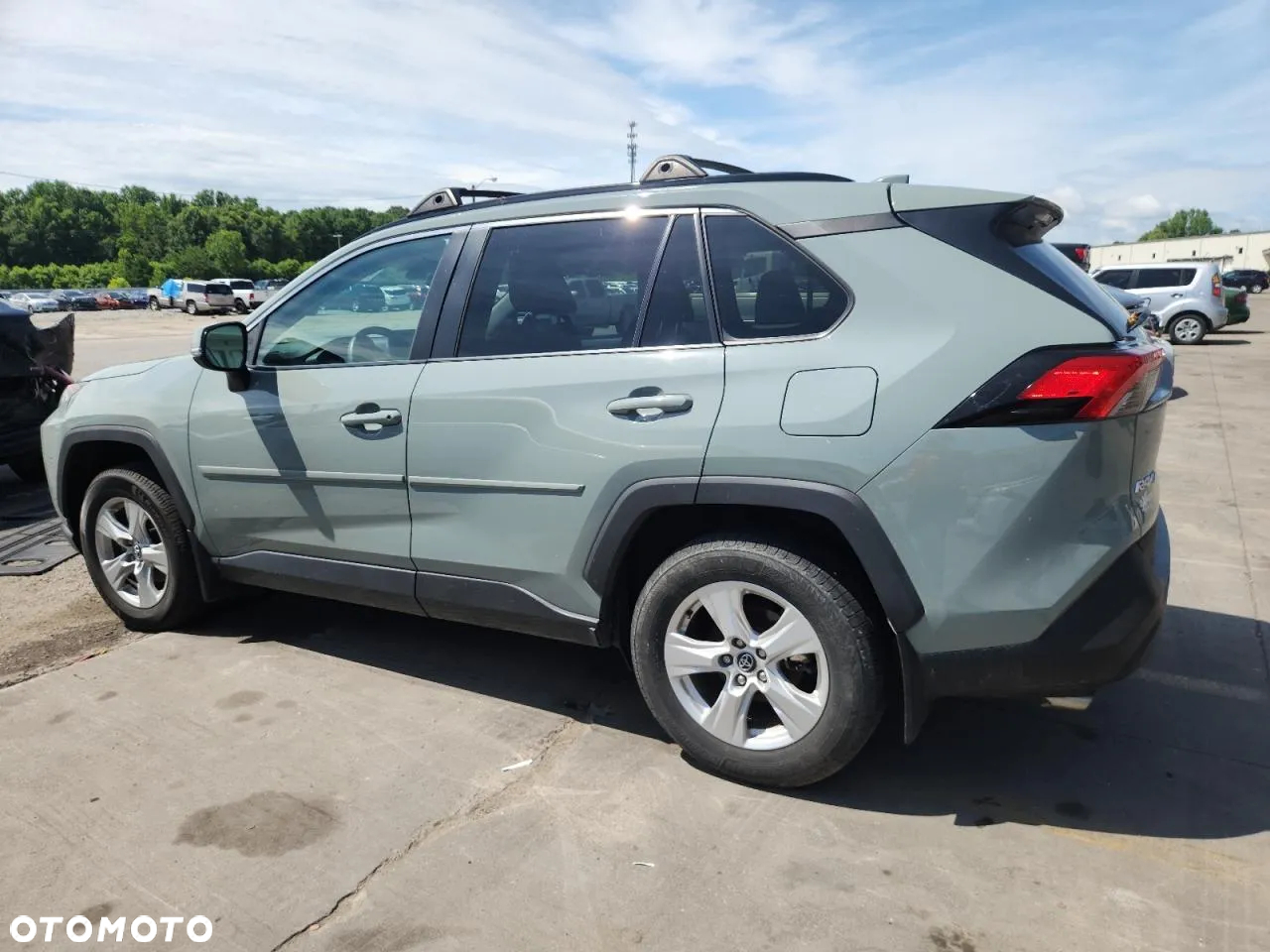 Toyota RAV4 - 3