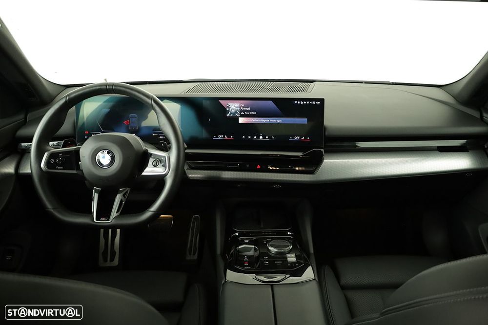 BMW 520 d Pack Desportivo M - 12