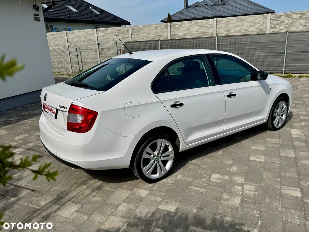 Skoda RAPID - 7