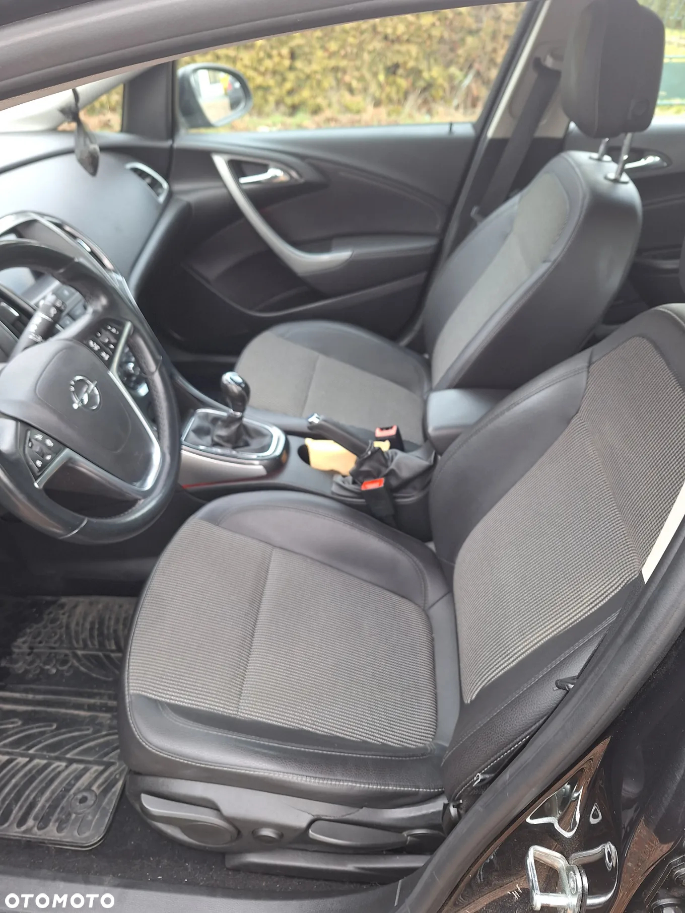 Opel Astra IV 1.7 CDTI Cosmo - 3