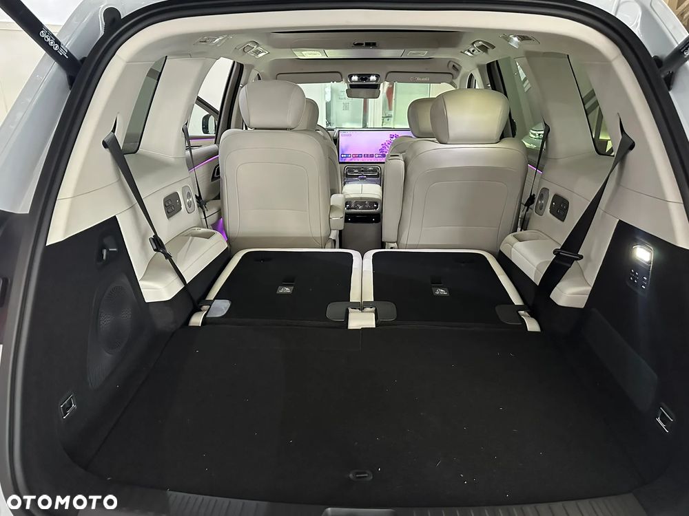 Geely M9 - 29