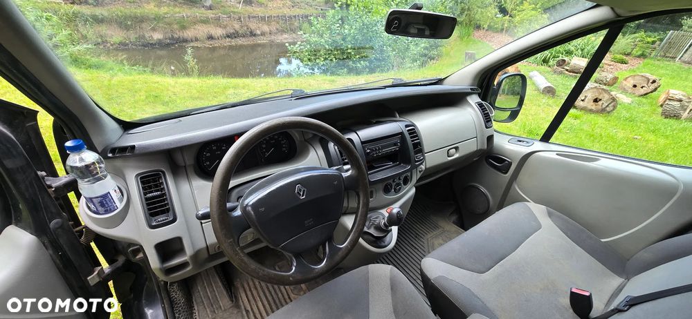 Renault Trafic - 13