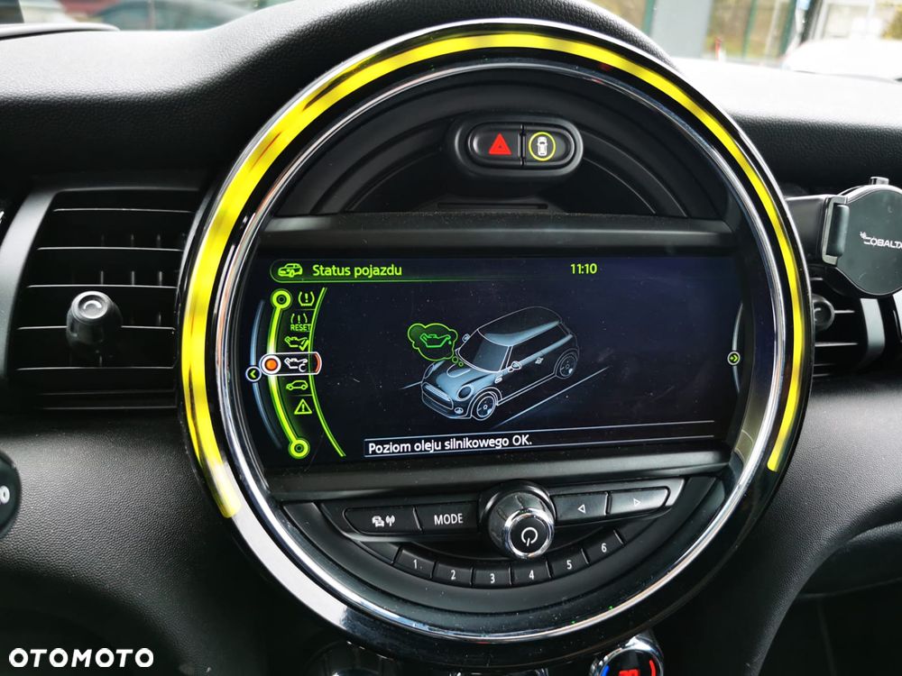 MINI Cooper Standard - 19