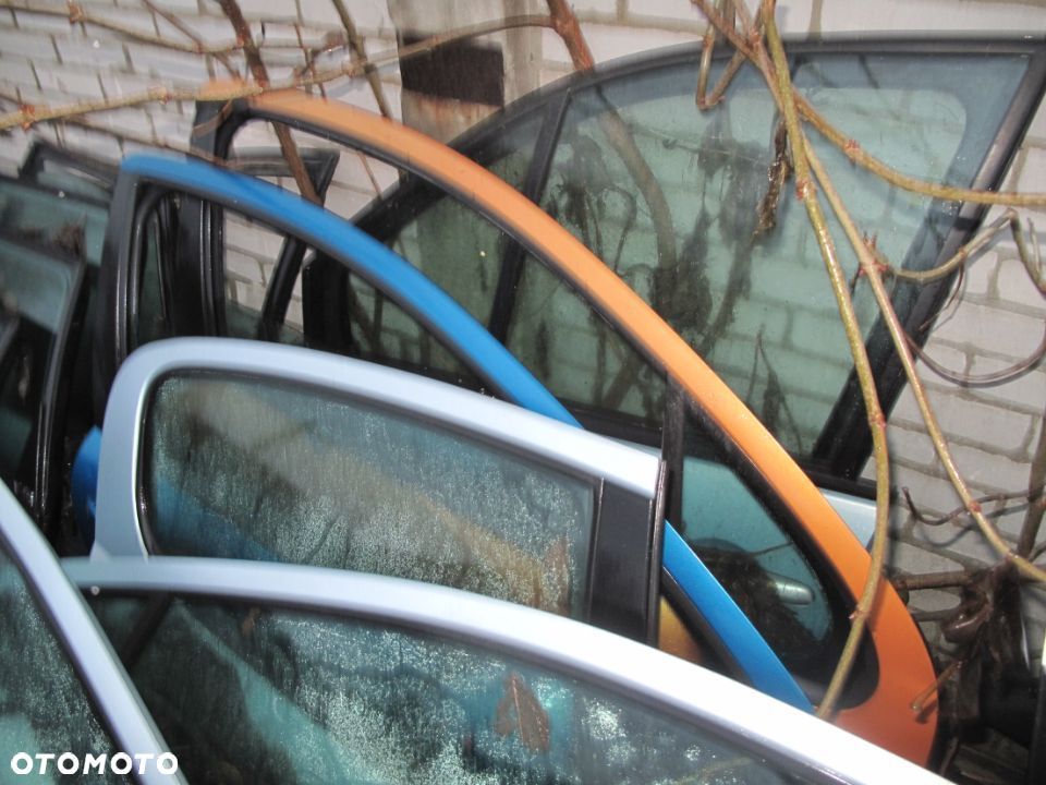 DRZWI PRAWE 3D WERSJA PEUGEOT 207 - 2