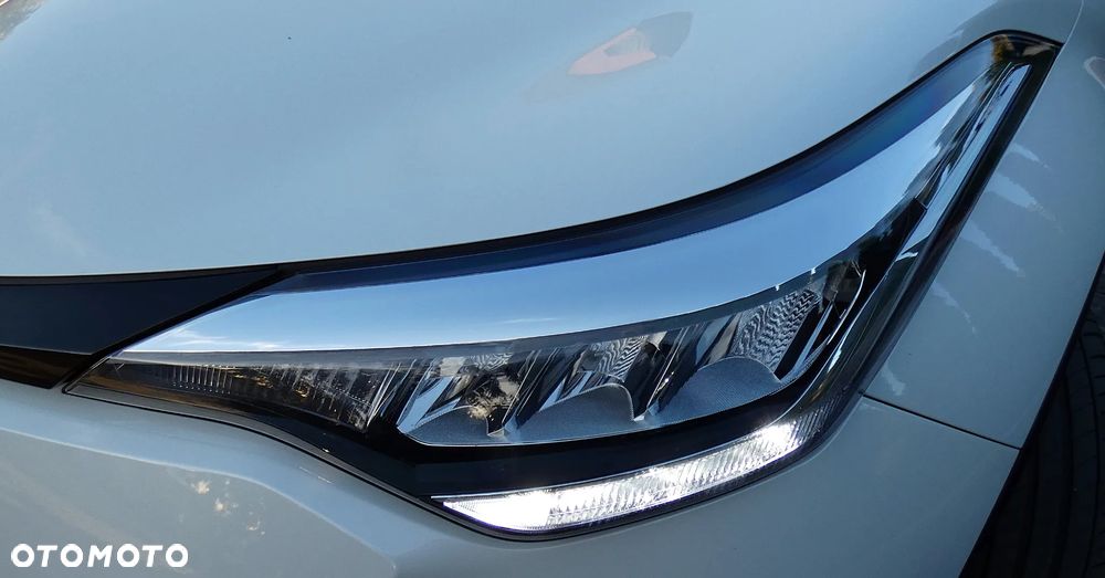 Toyota C-HR 2.0 Hybrid Executive - 35