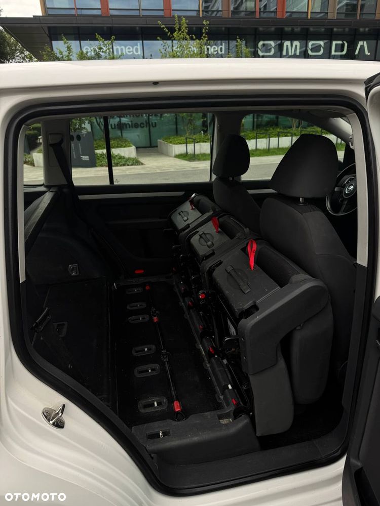 Volkswagen Touran 1.6 TDI DPF Comfortline - 14