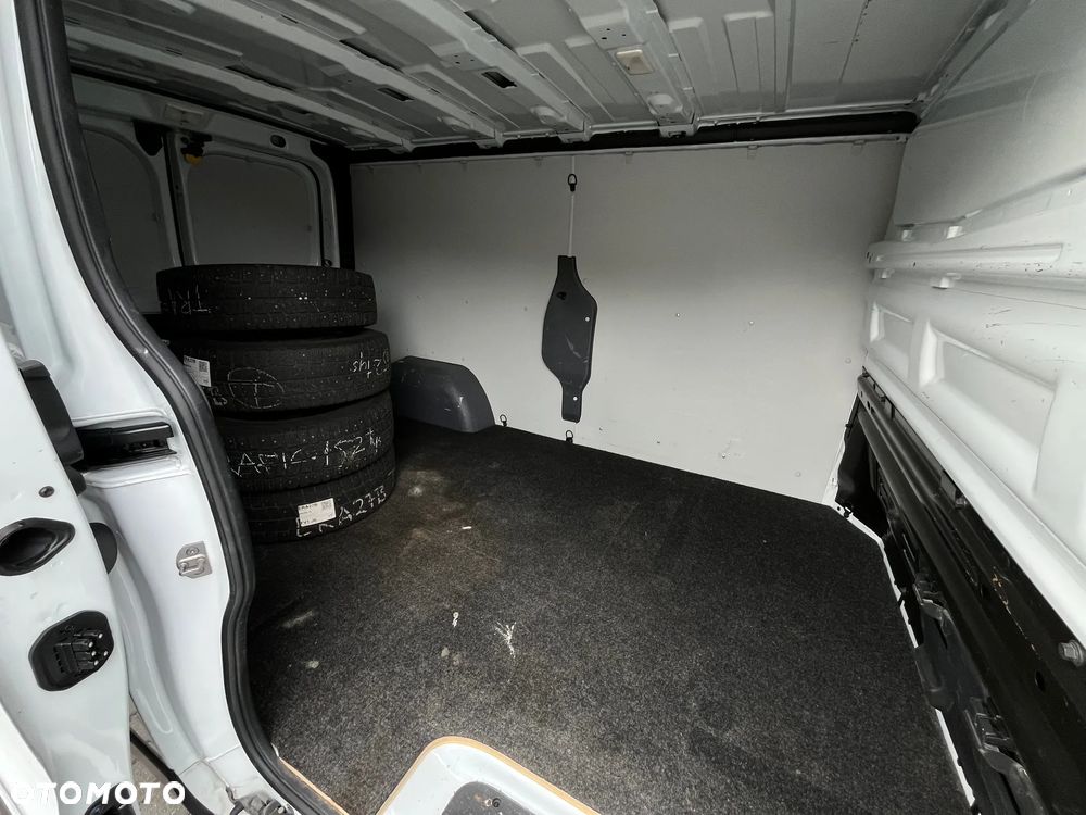 Renault Trafic - 14