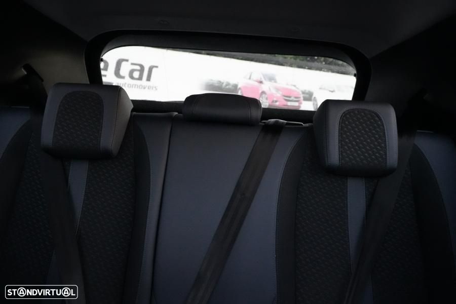 Peugeot 2008 1.2 PureTech Allure - 10