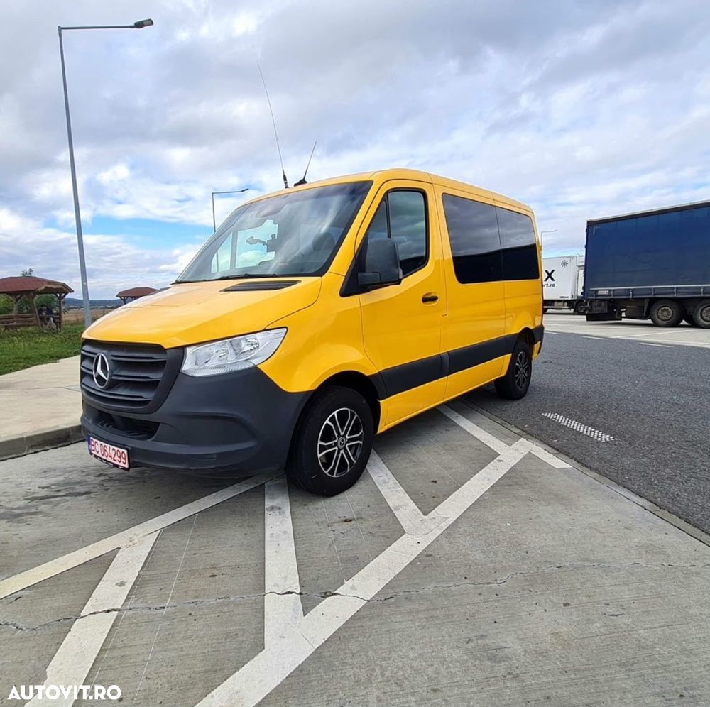 Mercedes-Benz Sprinter Tourer Standard HA CREW - 2