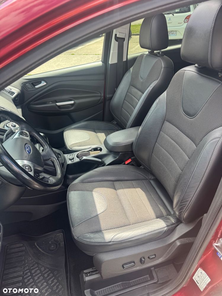 Ford Kuga 2.0 TDCi 4x4 Titanium - 11