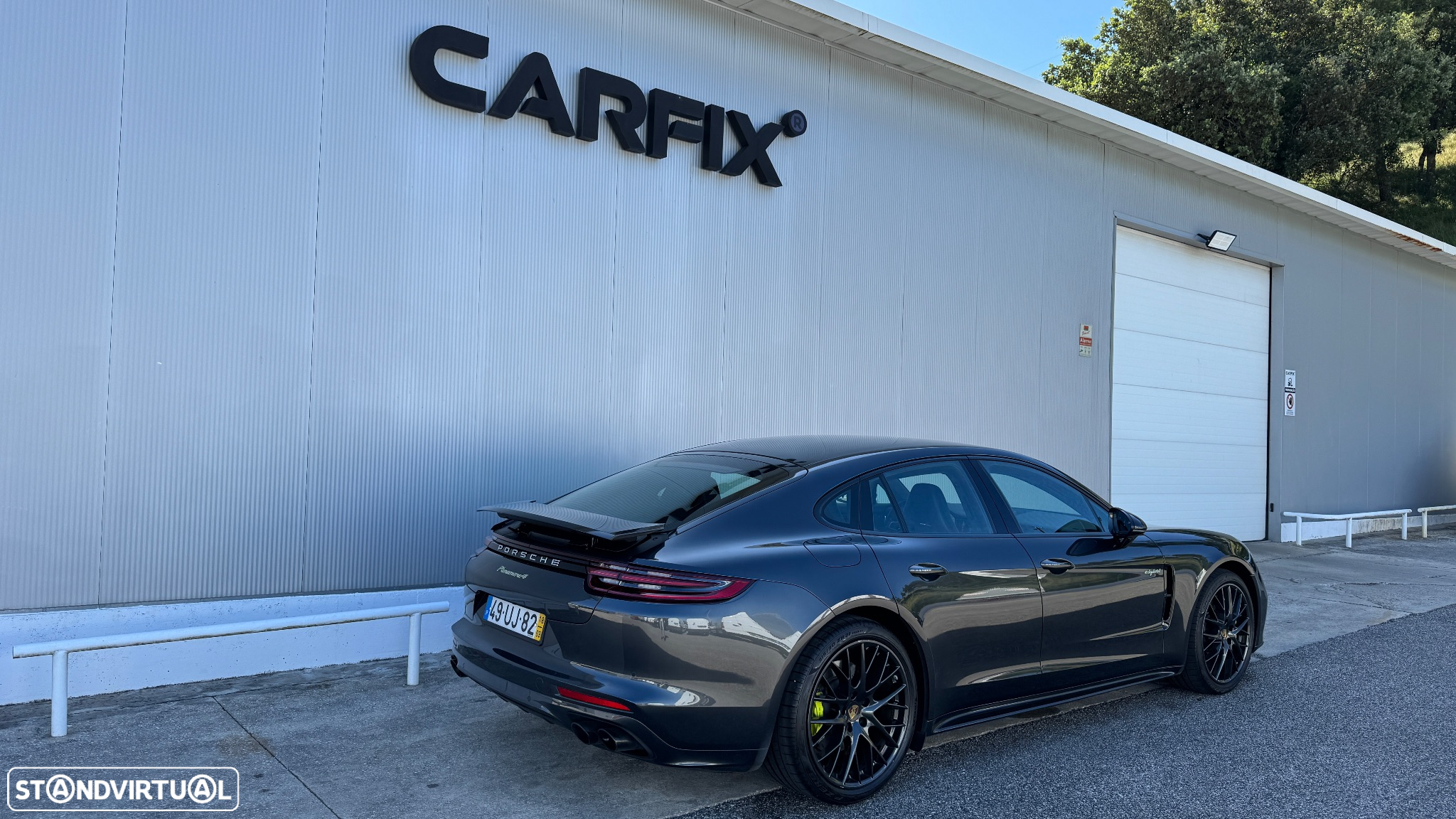 Porsche Panamera 4 E-Hybrid - 18