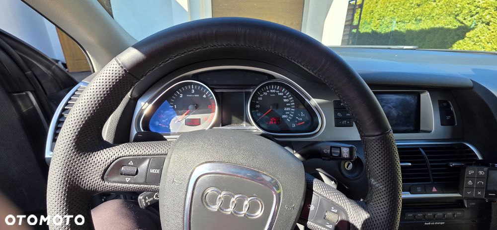 Audi Q7 3.0 TDI DPF quattro tiptronic - 15