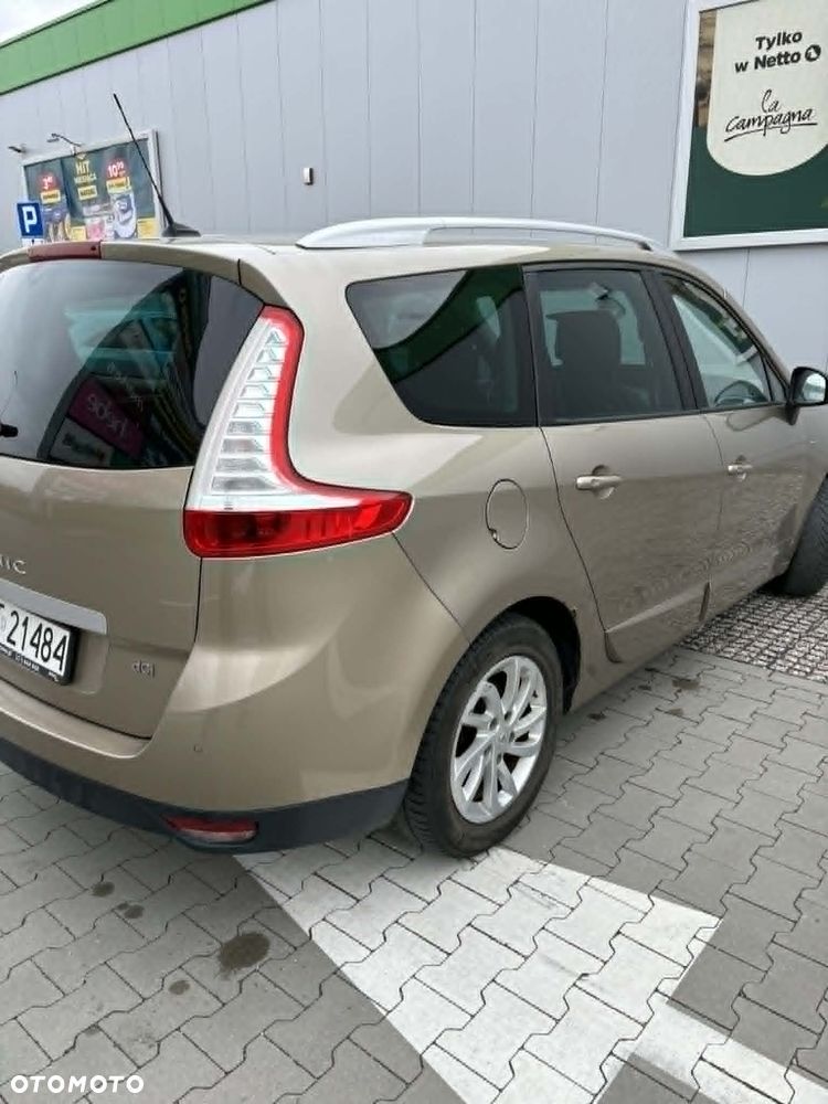 Renault Scenic 1.5 dCi Limited - 11