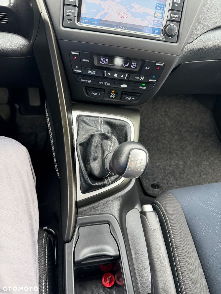 Honda Civic 1.6 i-DTEC Executive Black Edition - 24