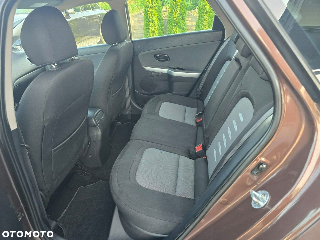 Kia Ceed - 14