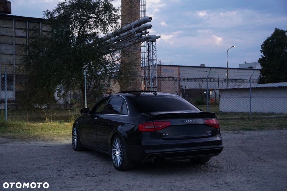 Audi A4 Limousine - 21
