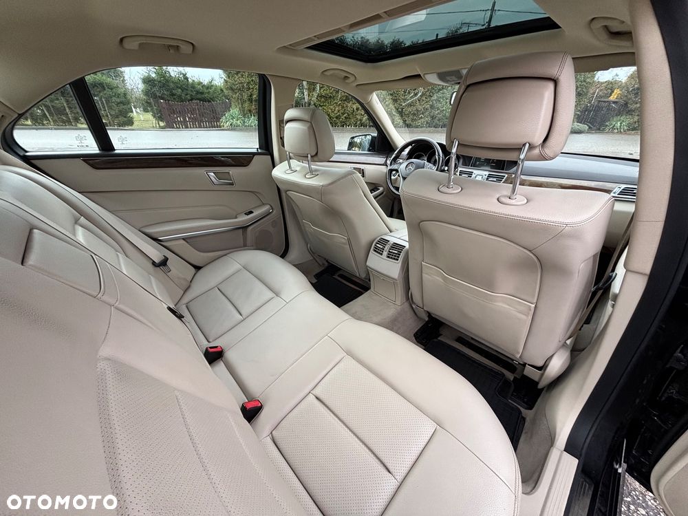 Mercedes-Benz Klasa E 220 BlueTEC BlueEFFICIENCY Edition 9G-TRONIC Avantgarde - 15