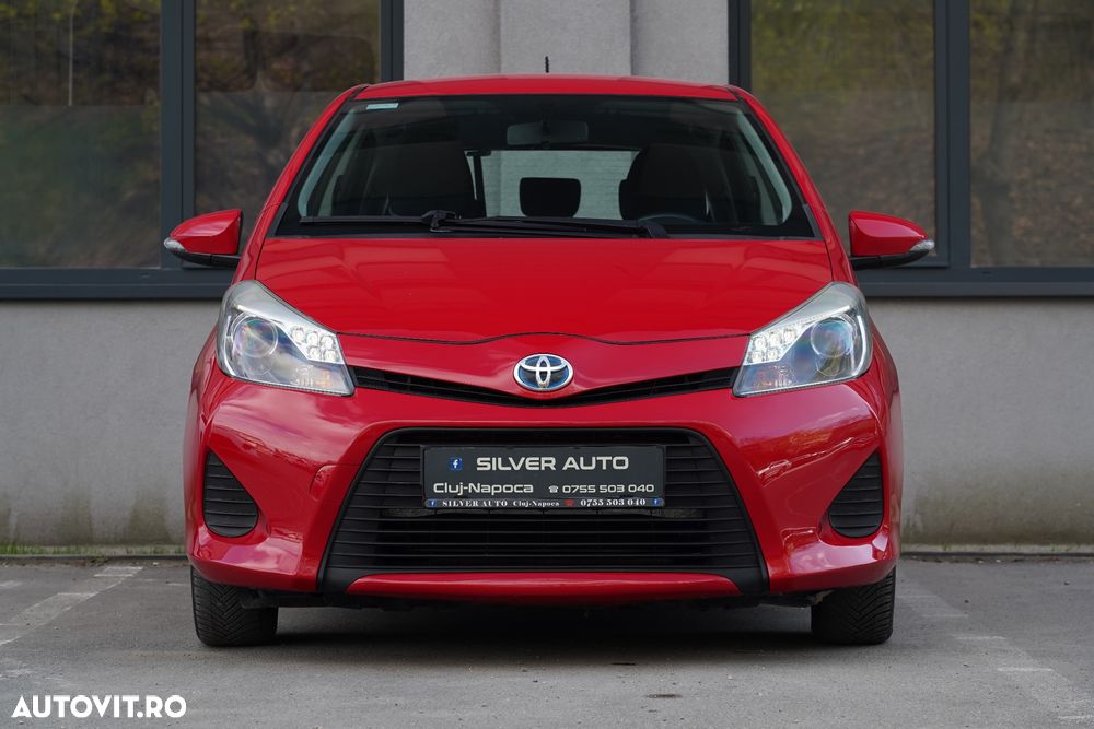 Toyota Yaris 1.5 VVT-i HSD Sol - 12