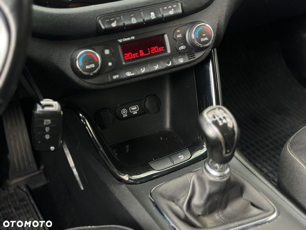 Kia Ceed 1.6 CRDi L Business Line - 29