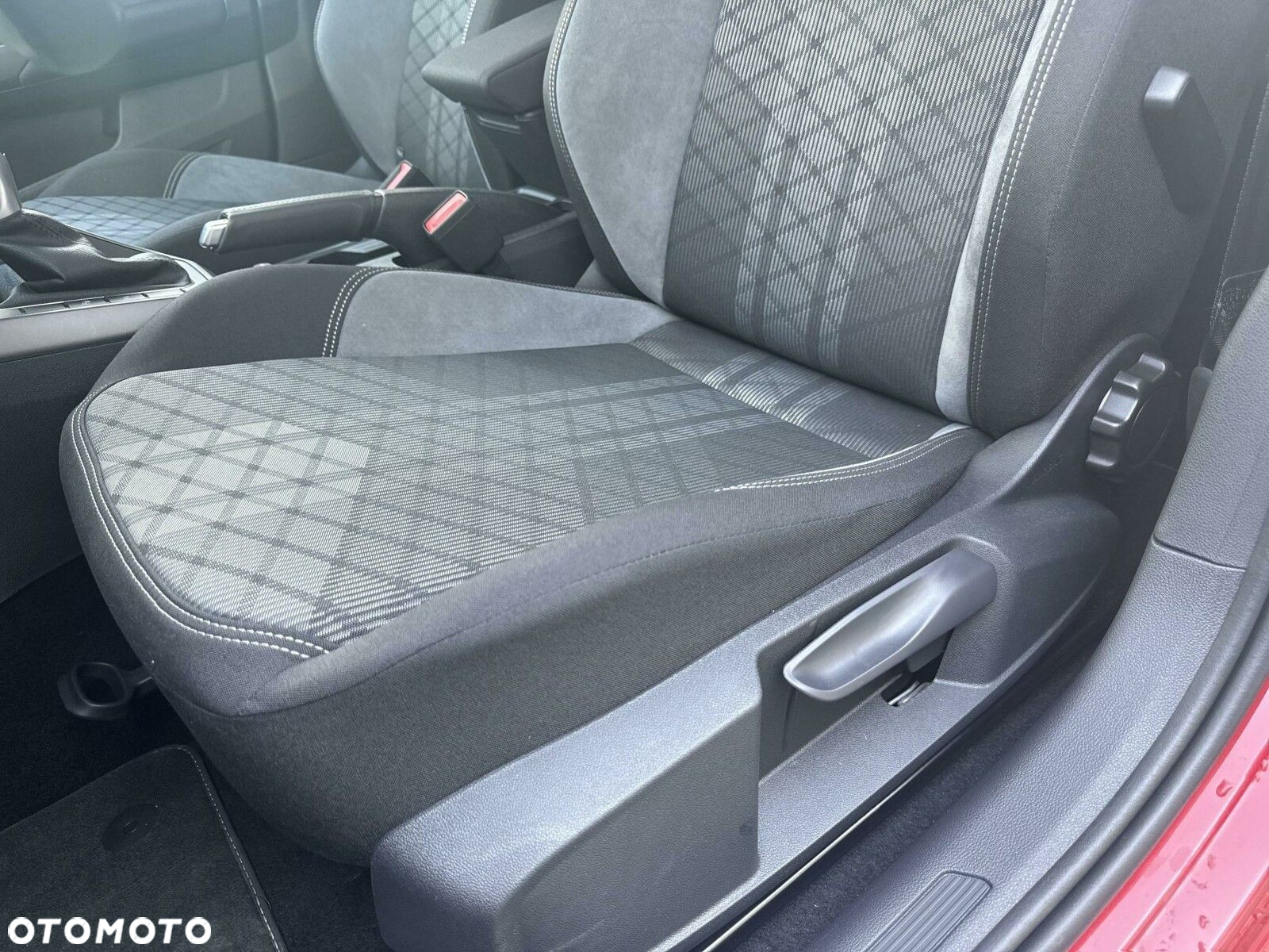 Volkswagen Taigo 1.5 TSI ACT R-Line DSG - 12