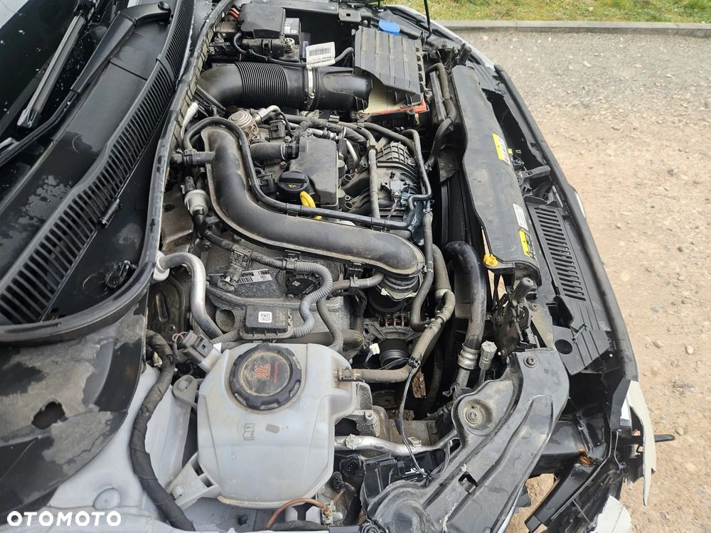 Volkswagen Polo 1.0 TSI Life Plus - 17