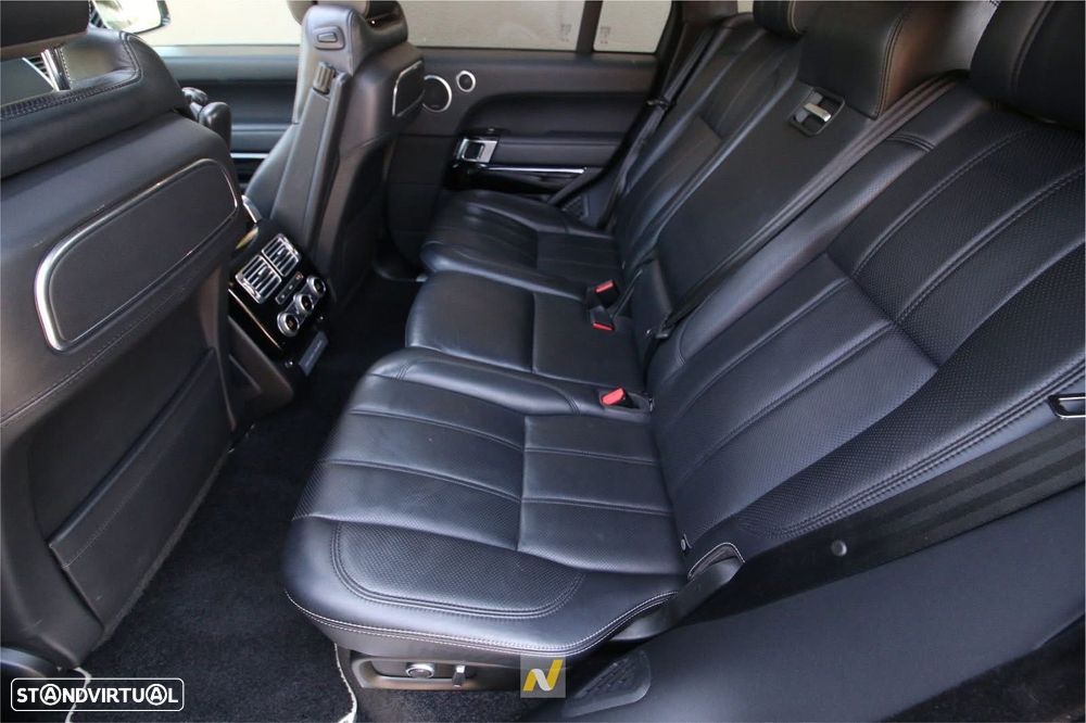 Land Rover Range Rover 4.4 SDV8 LWB SVAutobiography - 27