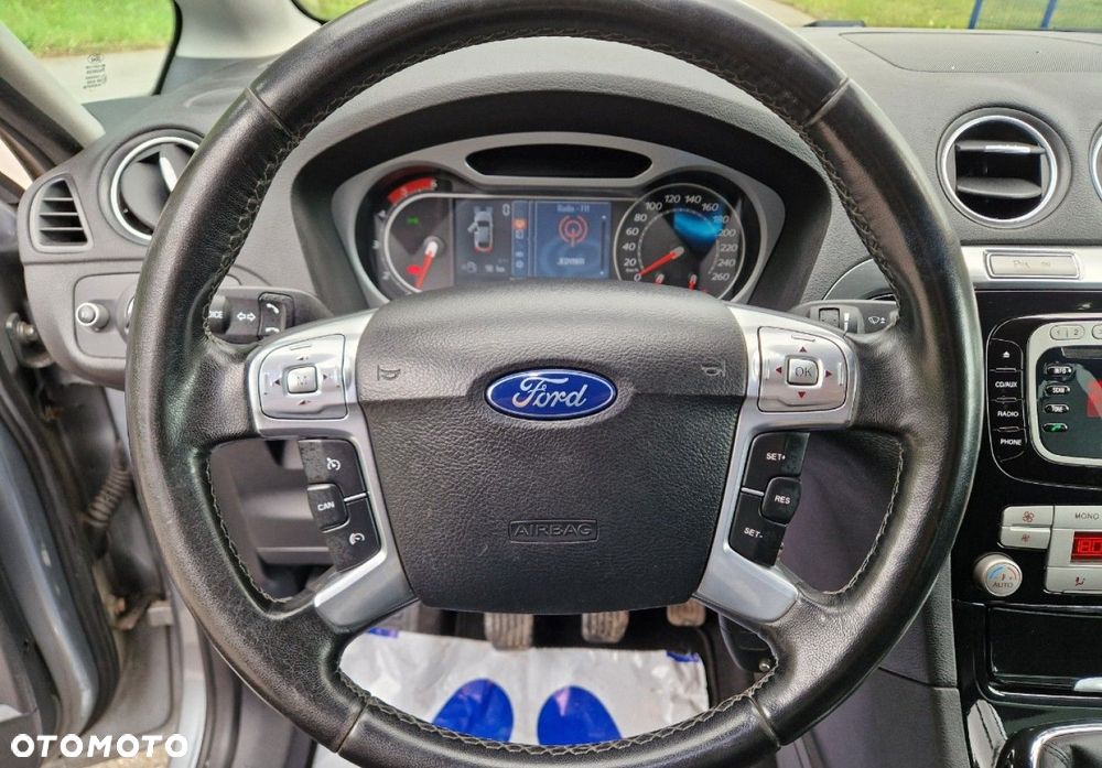 Ford S-Max 2.0 TDCi DPF Titanium - 24