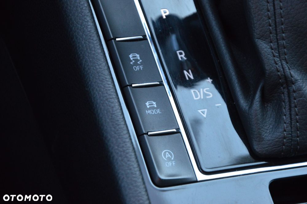 Skoda Superb 2.0 TDI 4x4 DSG Ambition - 39