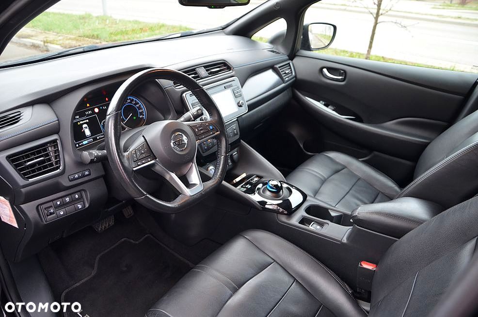Nissan Leaf 40 kWh N-CONNECTA - 7