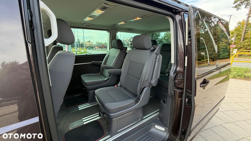 Volkswagen Multivan - 23